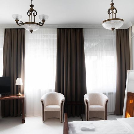 Hotel Jardin Beograd Bagian luar foto
