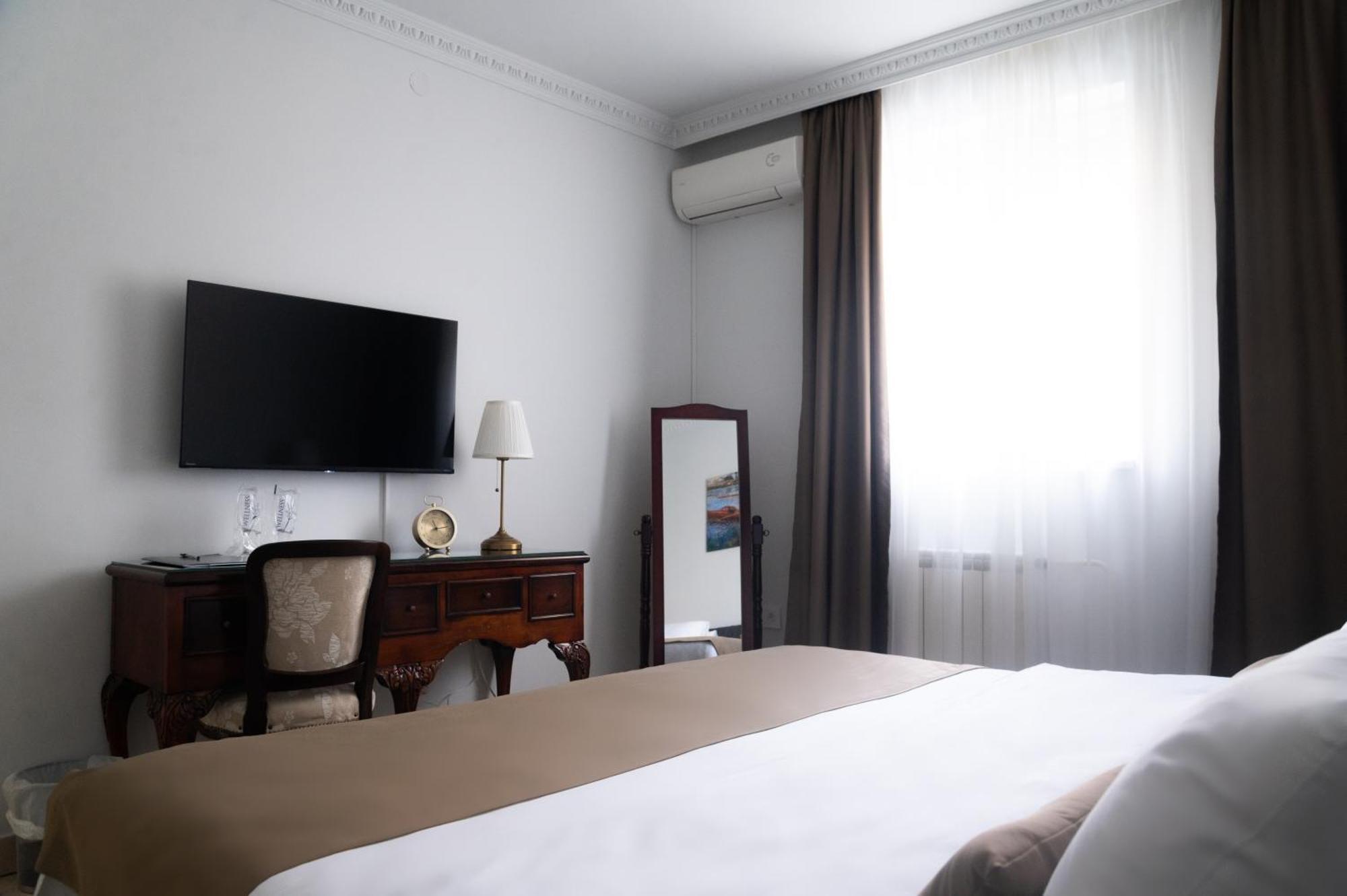 Hotel Jardin Beograd Bagian luar foto